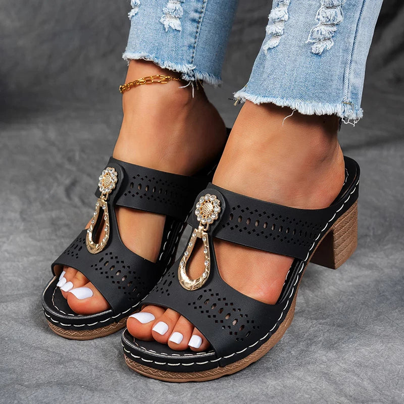 Victoria™ | Chic and comfortable orthopaedic sandals