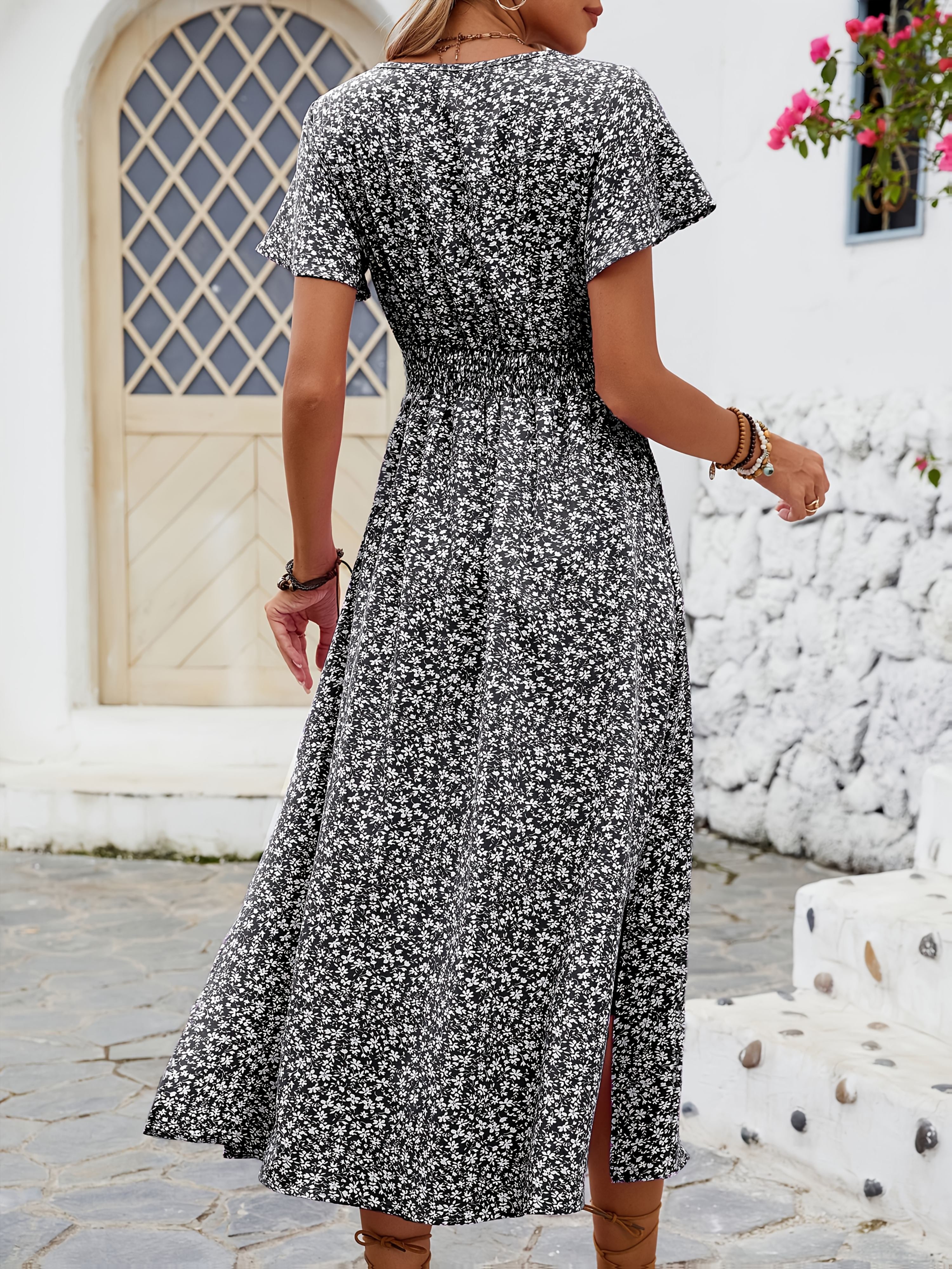 Betty™ | Floral Print V-Neck Maxi Dress