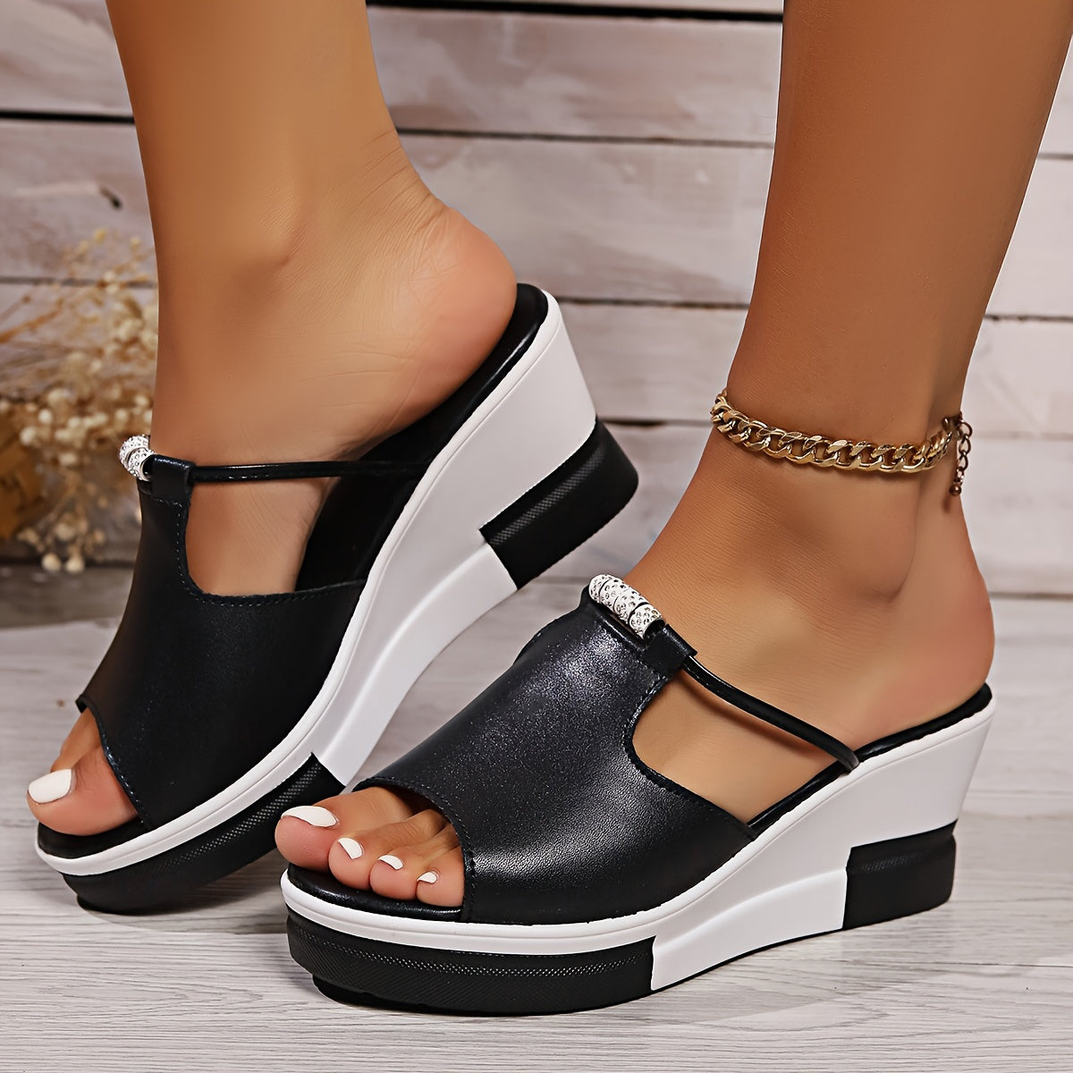 Matilda™ Orthopedic Platform Sandals