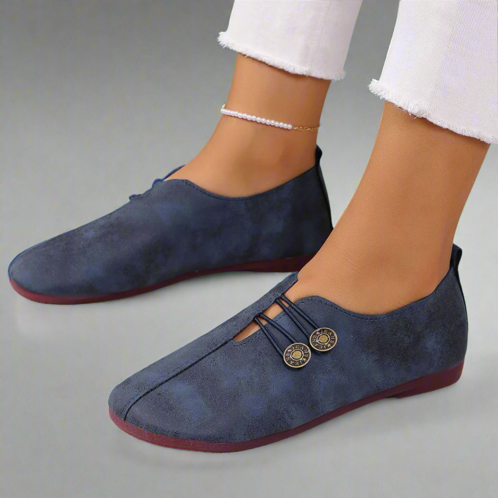 Margaret™ | Suede loafers that move with you