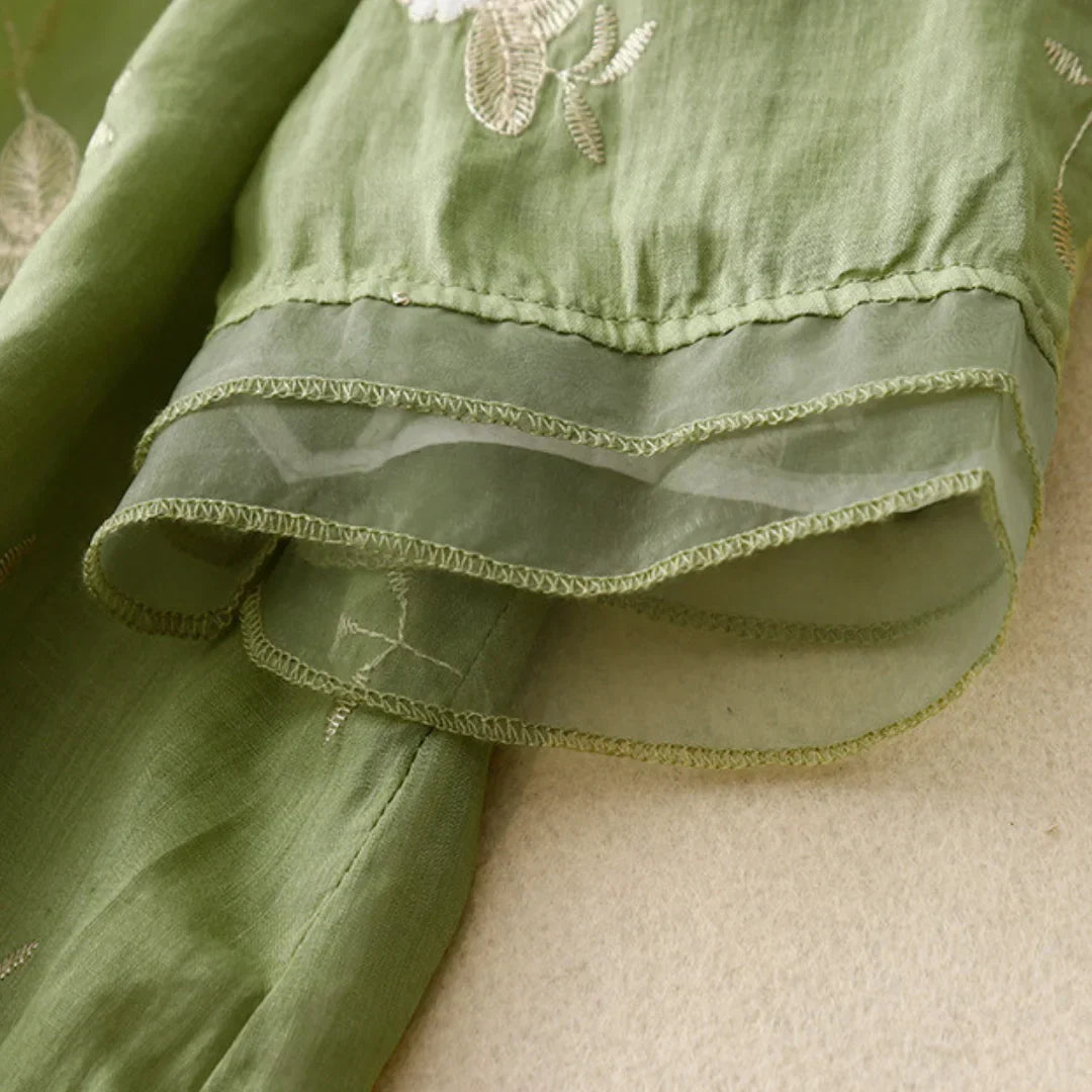 Laura™ | Stylish Blouse Perfect For Summer