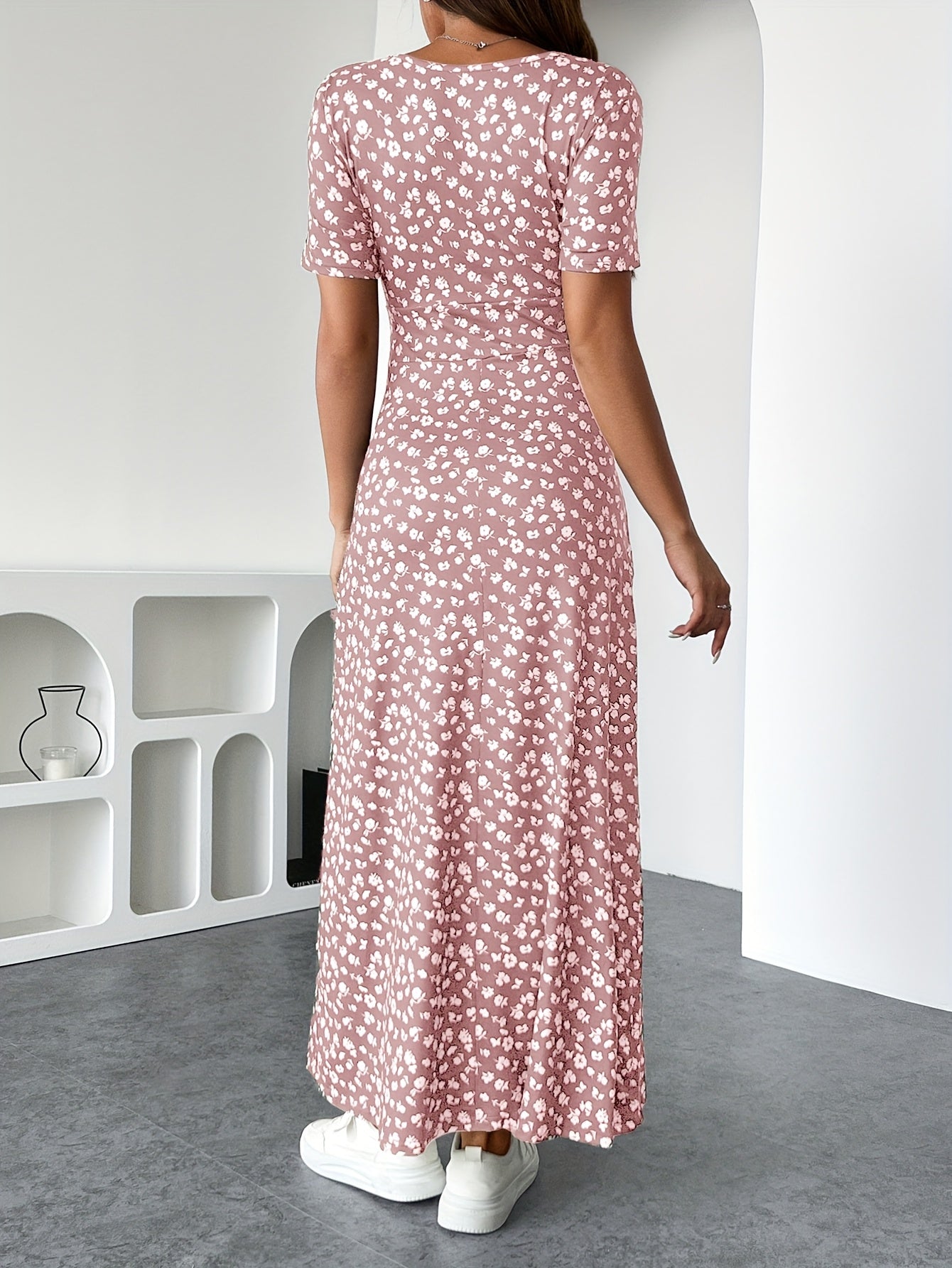 Martina™ | Elegant V-Neck Floral Print Dress