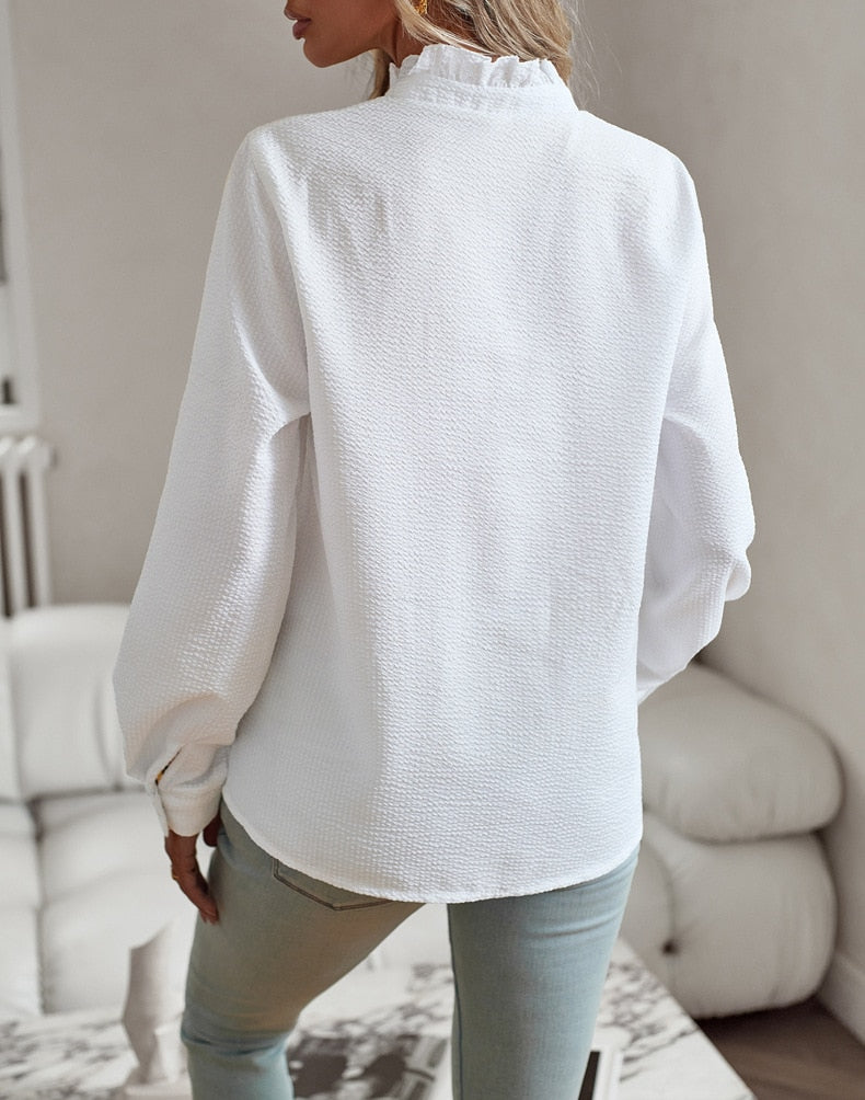 Jodie | Elegant blouse with long sleeves and cuff collar