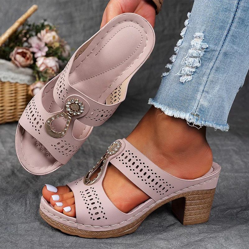 Victoria™ | Chic and comfortable orthopaedic sandals