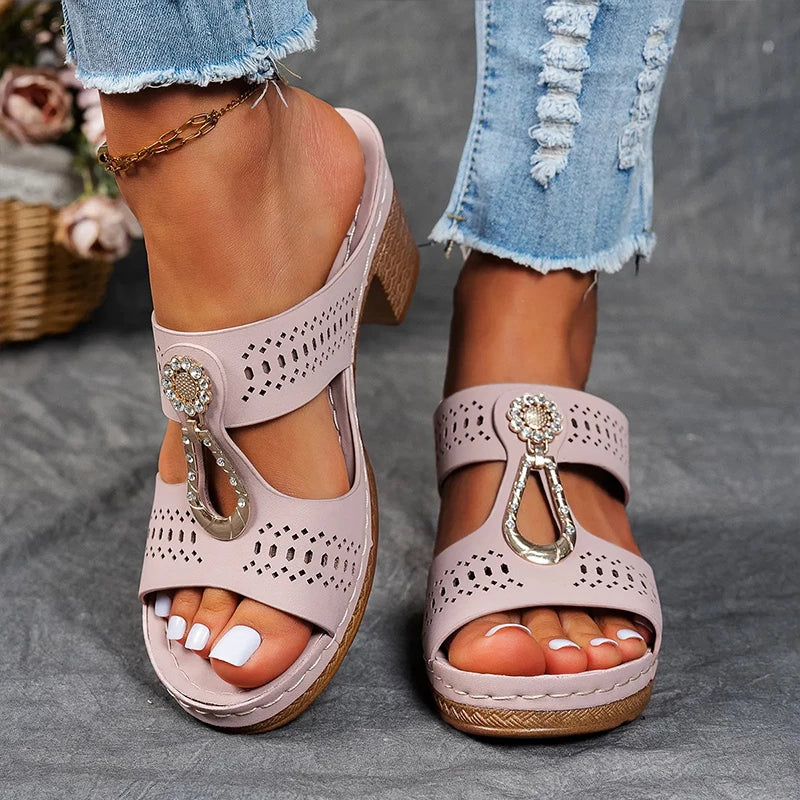 Victoria™ | Chic and comfortable orthopaedic sandals