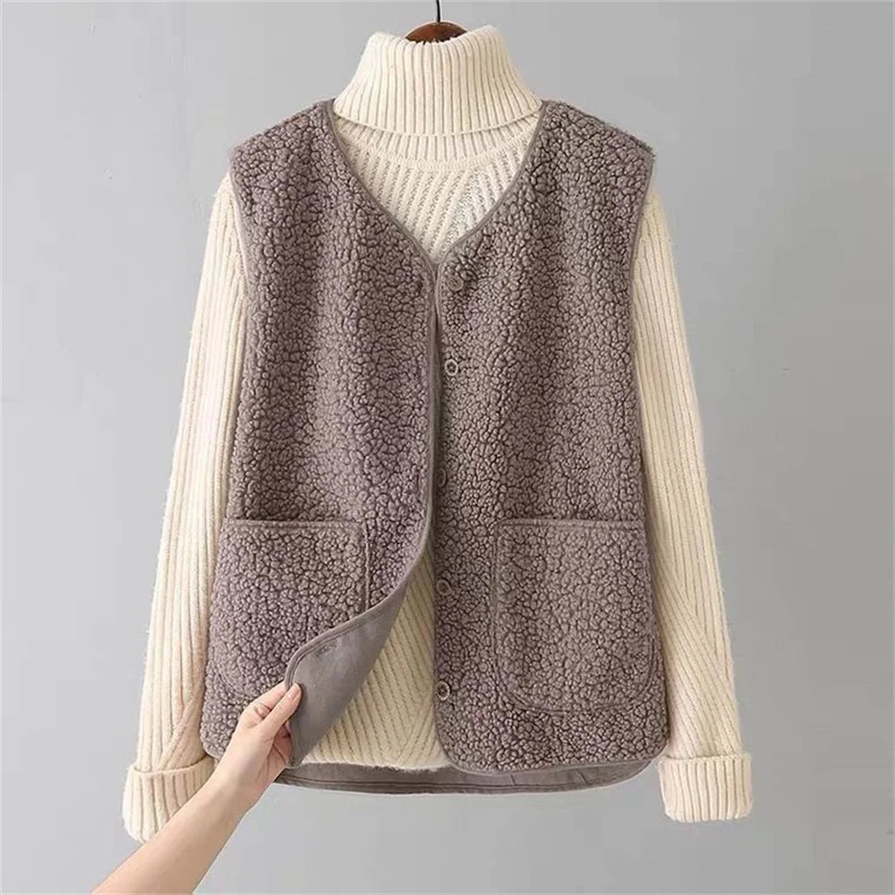 Chloe - Cozy Knit Vest - myrale.com