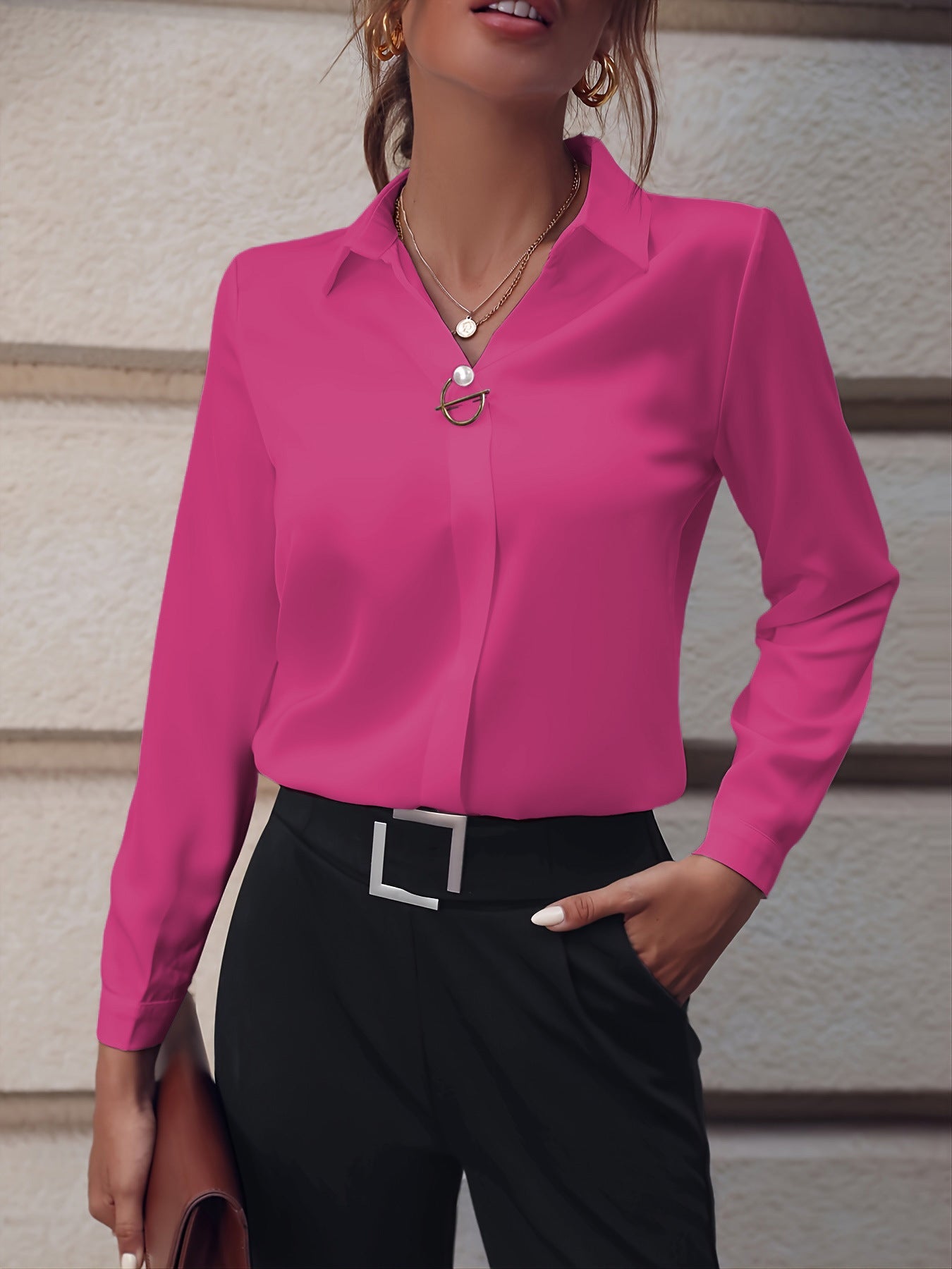 Martina | Blusa Chiffon Elegante con V - Scollo e Botton - Amore - Milano.it