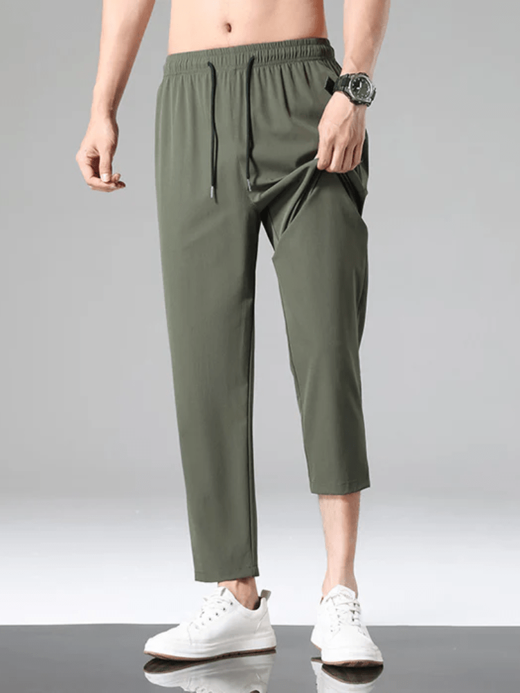 Stefano – Pantaloni leggeri e comodi - Amore - Milano.it